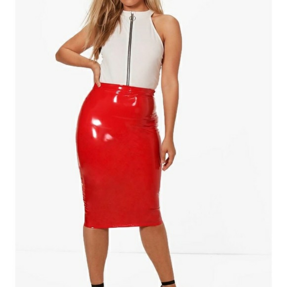 NWOT Boohoo plus Red PU Pencil Skirt 18